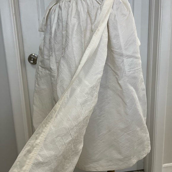 VINTAGE ESCADA FULL WRAP SKIRT IN IVORY WHITE - Picture 4 of 12